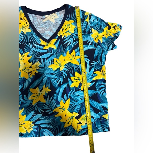 Land’s End M P Med Petite Tropical Floral Shirt Top Sleeve Cotton Relaxed Fit LN - Picture 5 of 6